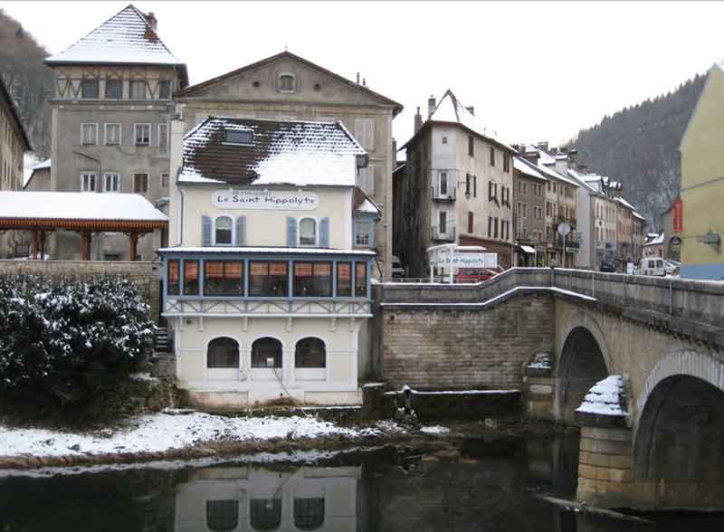 25 Saint-Hippolyte Rénovation bâti centre bourg