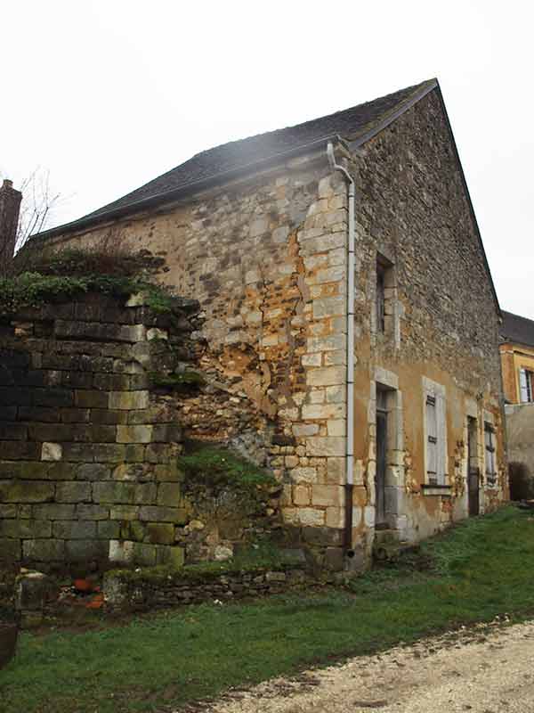 Moutiers en Puisaye Valorisation de la ferme de l'Abbaye